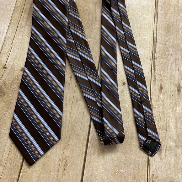 Michael Kors 100% Silk Striped Tie - Picture 1 of 6